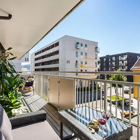 Modern By The Sea Apartment